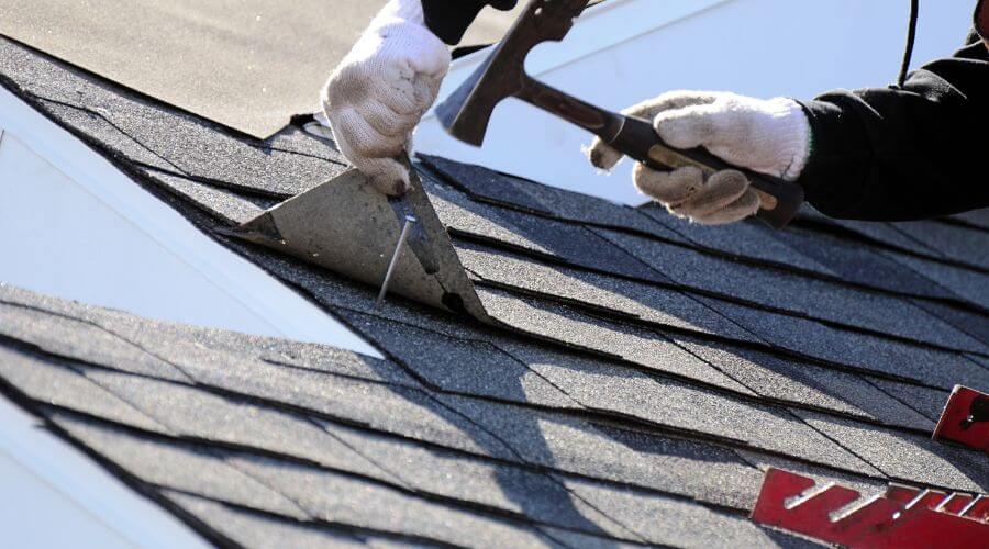 Expert flood damage restoration services in Deep River, IA